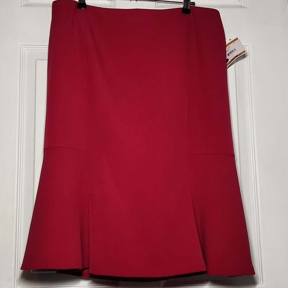 NWT – Kasper Plus Pull-On Flare Midi Skirt - Size: 16W- PRICE IS FIRM